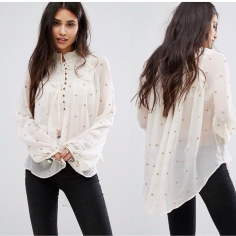 Free People Elegant White Blouse with Delicate Details